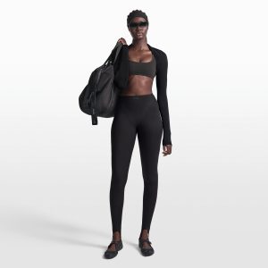 NikeSKIMS RIBBED SEAMLESS MICRO SCOOP BRA
