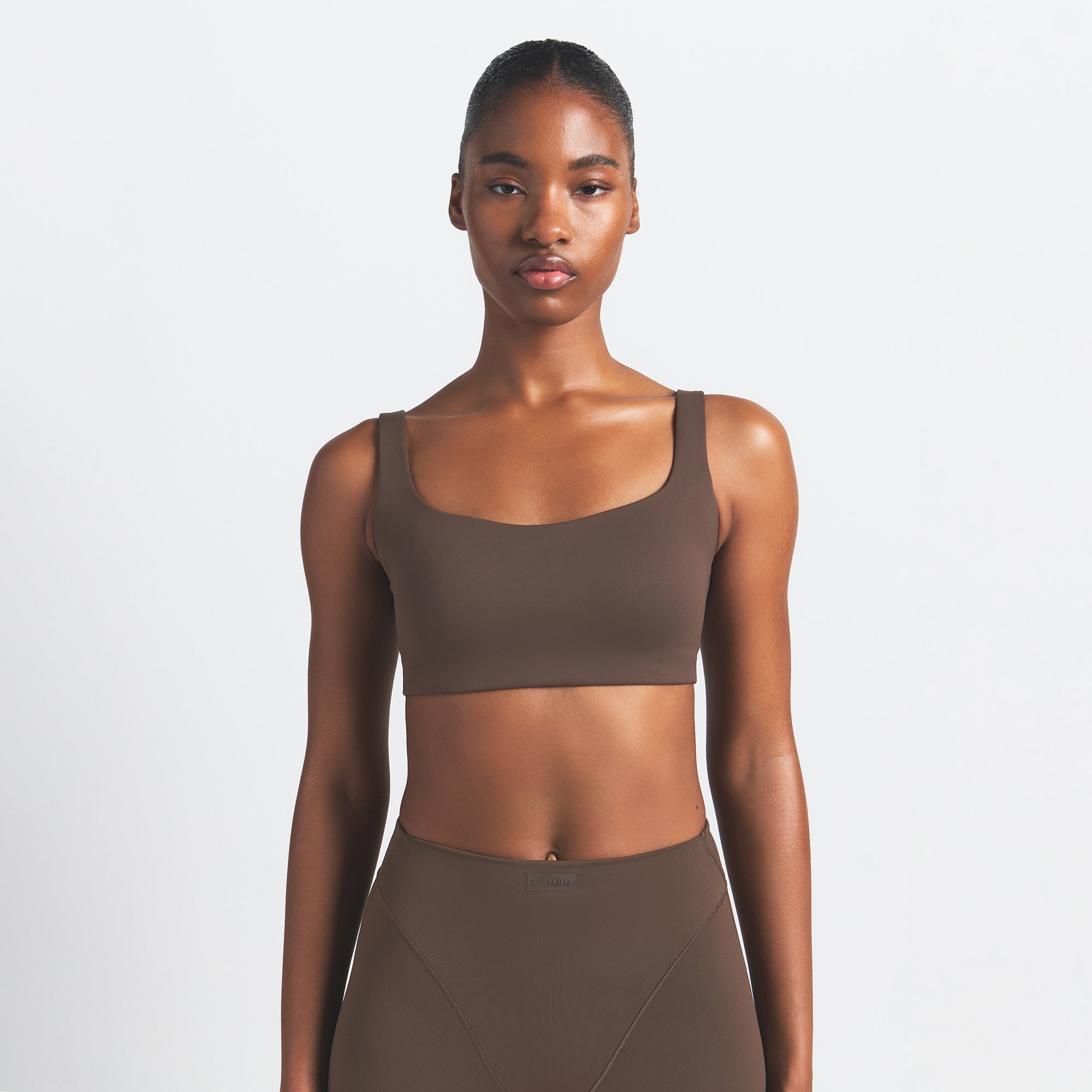 NikeSKIMS MATTE SCOOP NECK BRA