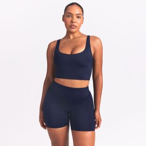 NikeSKIMS SHINE SCOOP NECK BRA TOP