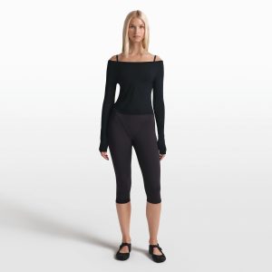 NikeSKIMS STRETCH KNIT LONG SLEEVE BOATNECK TOP
