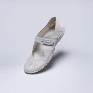 NikeSKIMS FOOTWEAR RIFT MESH