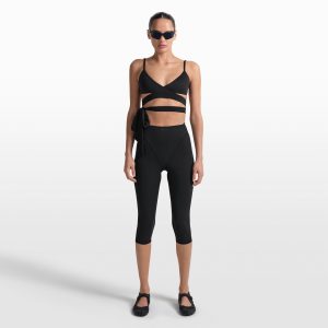 NikeSKIMS MATTE WRAP FRONT BRA