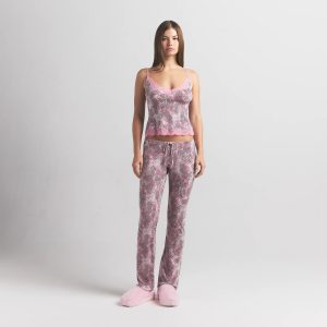 SKIMS SLEEP LACE CAMI AND PANT SET