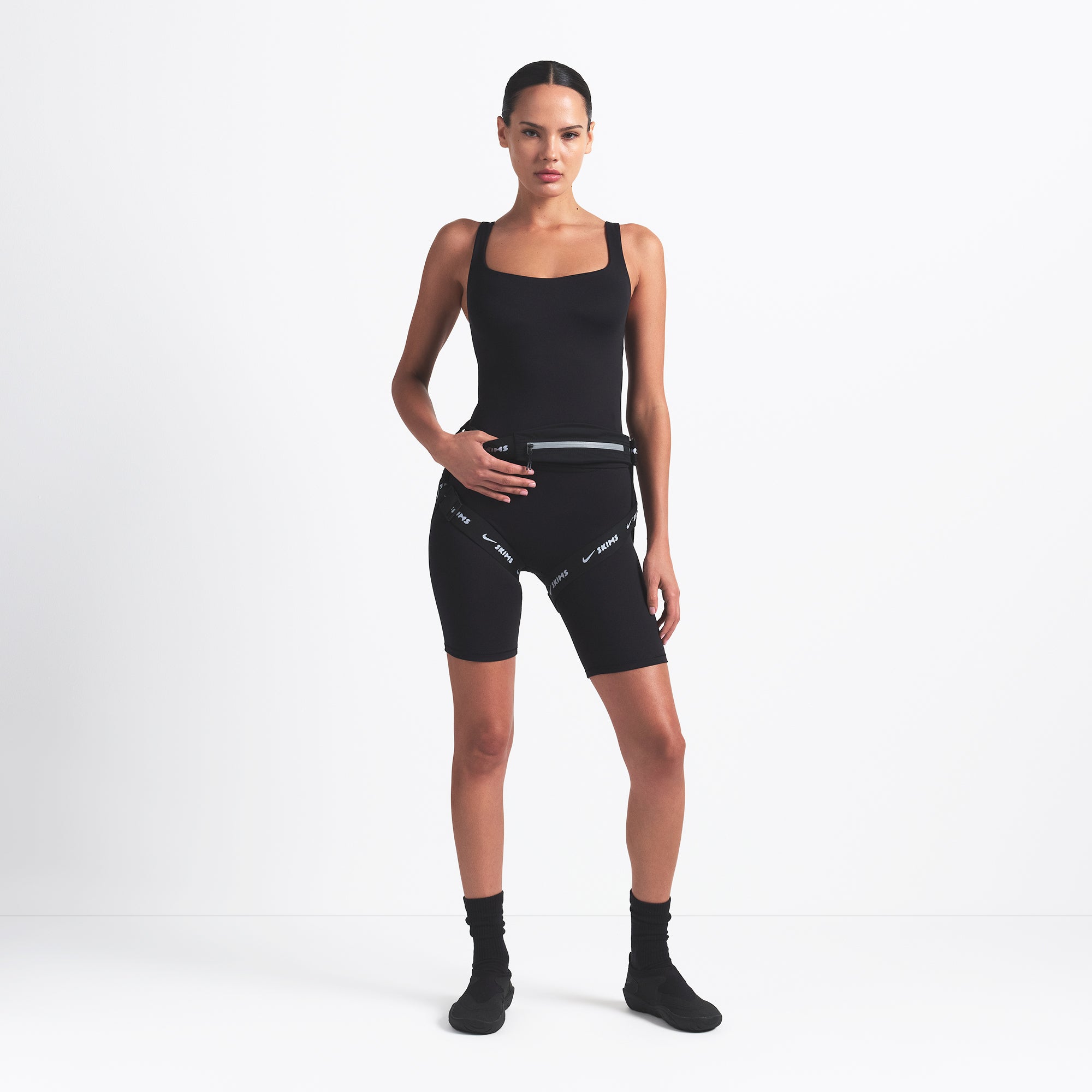 NikeSKIMS MATTE SQUARE NECK TANK