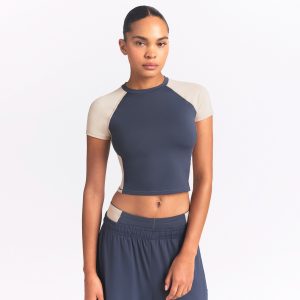 NikeSKIMS MATTE SHINE MIX CROPPED BABY TEE
